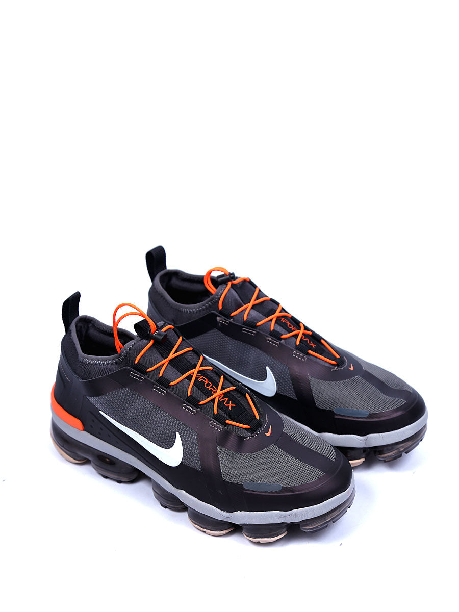 Air Vapormax Utility - Thunder Grey / Crimson / Black