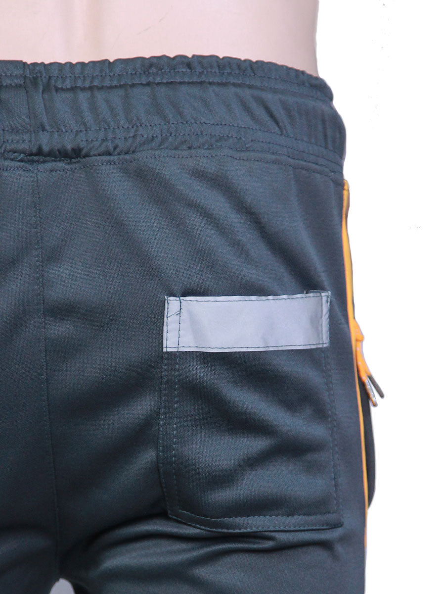 Bolt - Three Quarter Shorts