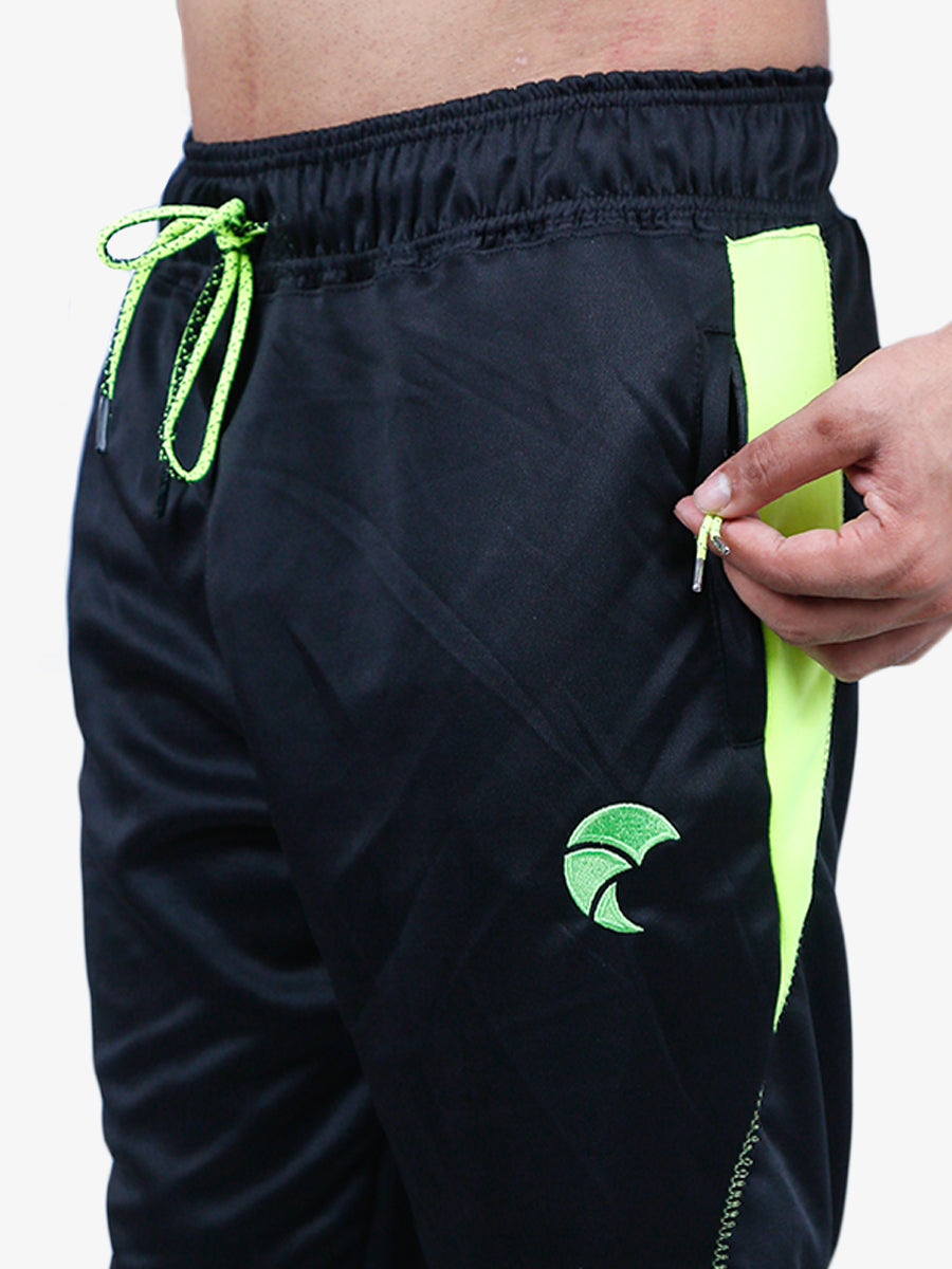Boundless - Three Quarter Shorts