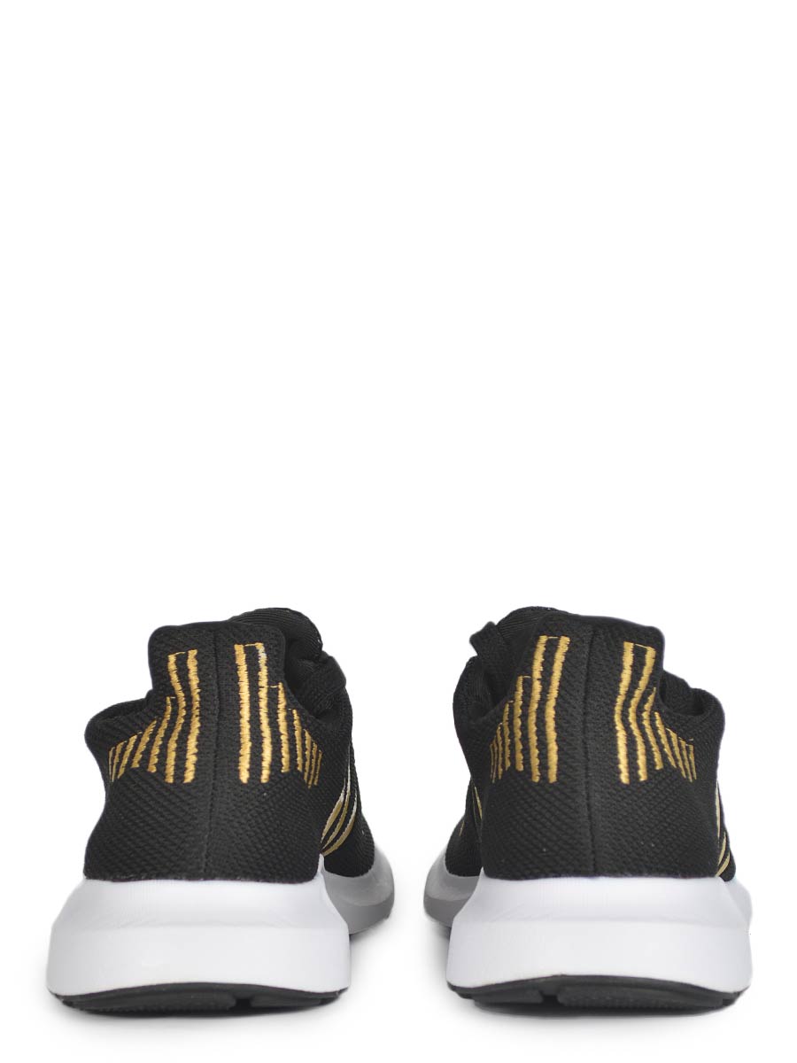 Swift Run - Black / Gold