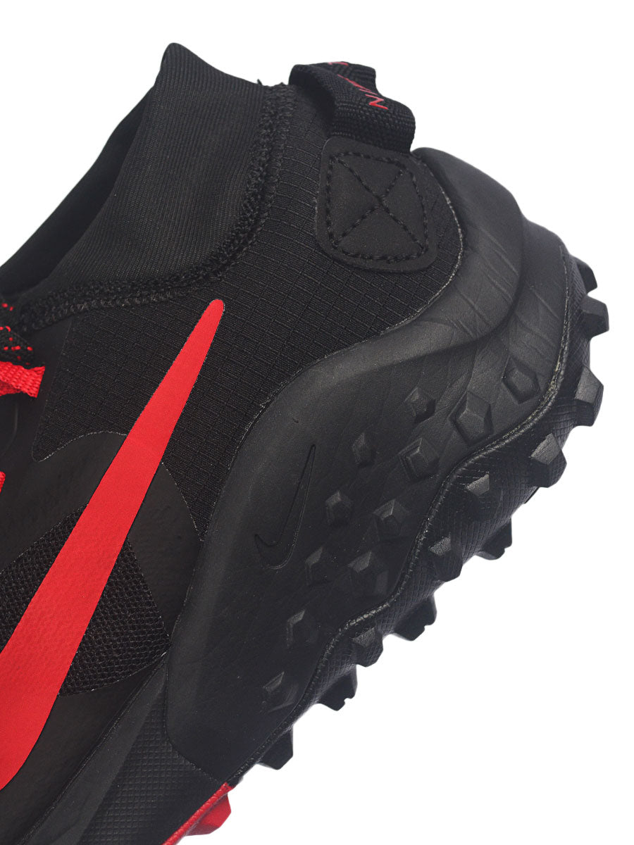 Trail Wildhorse 6 - Pitch Black / Imperial Red