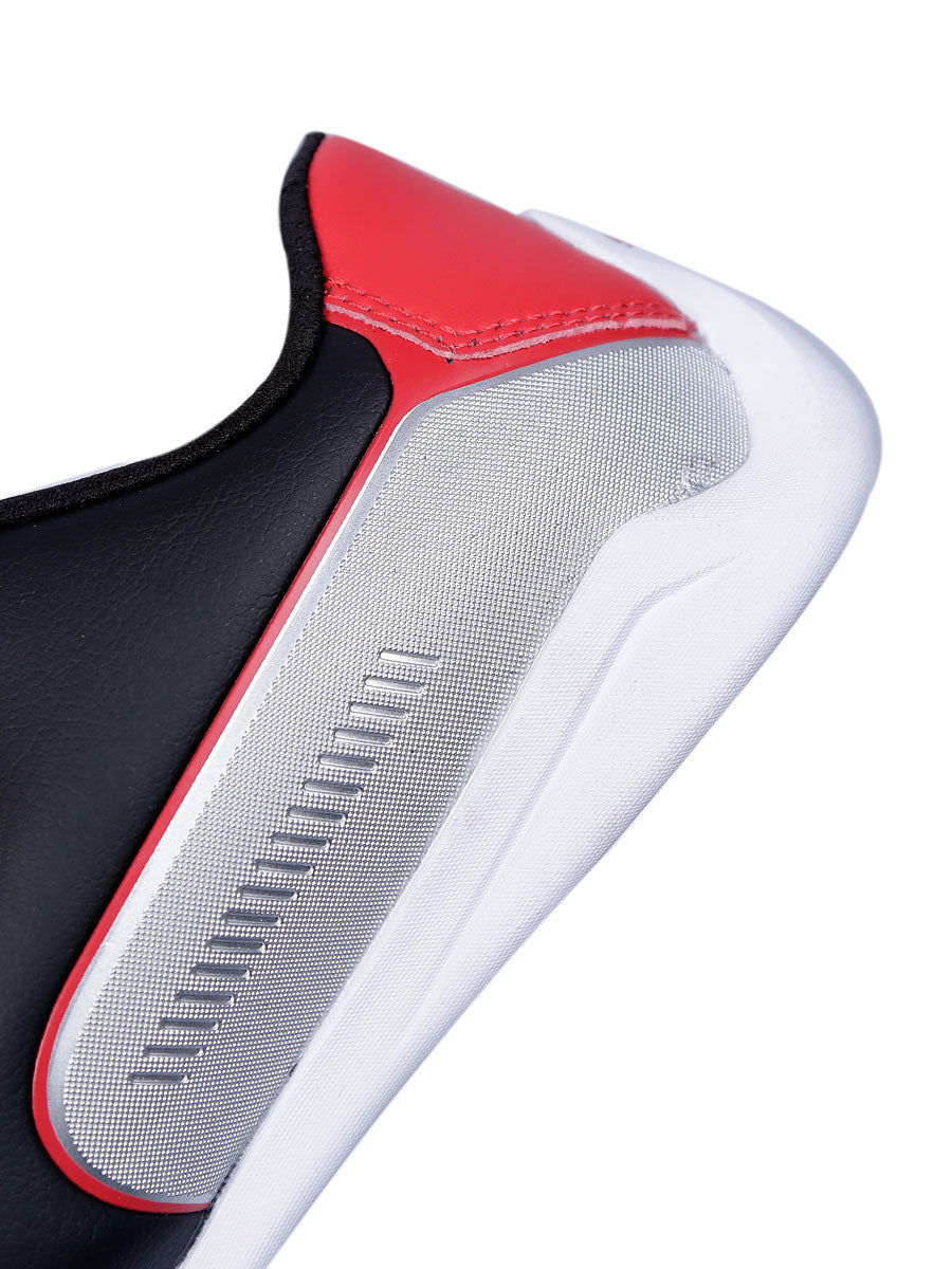Scuderia Ferrari Drift Cat 8 - Black / Red / Silver