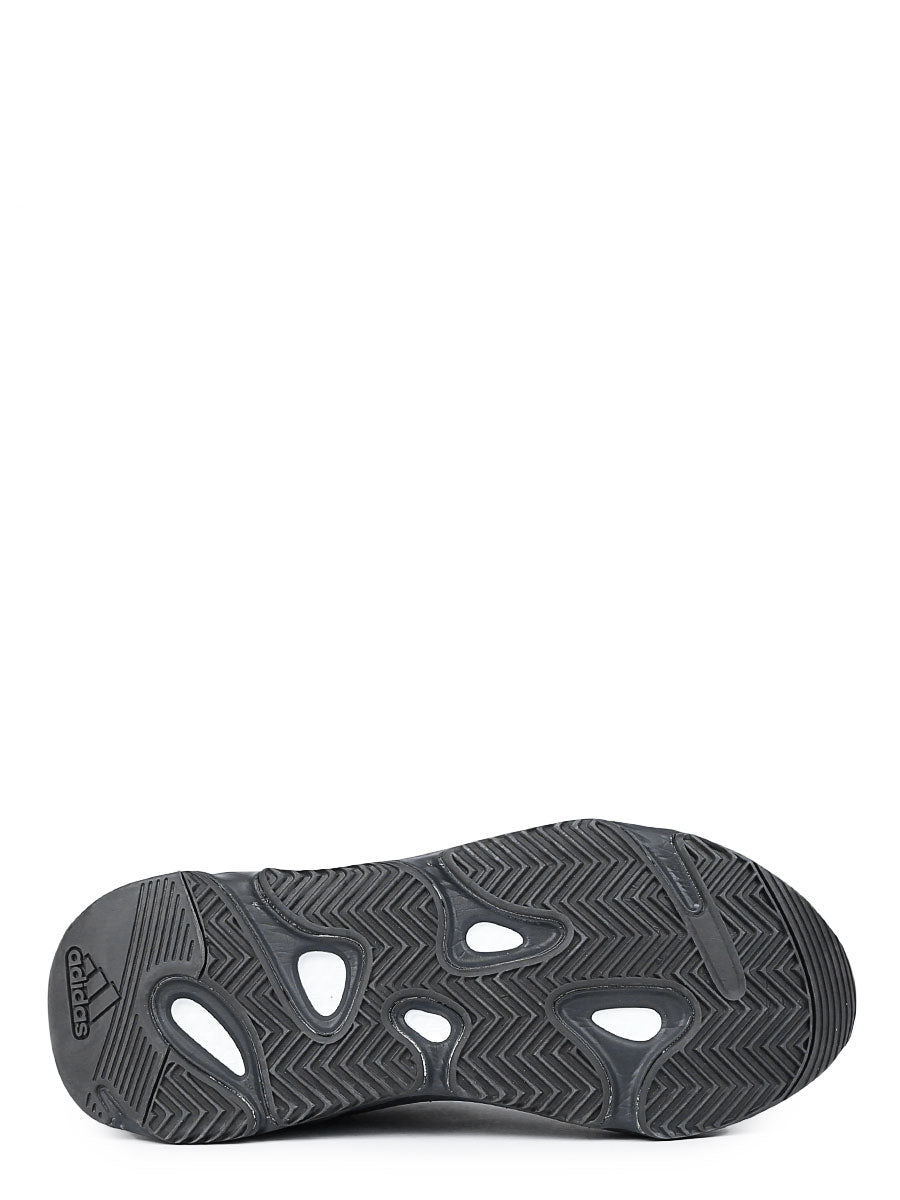 Yeezy Boost 700 MNVN - Triple Black