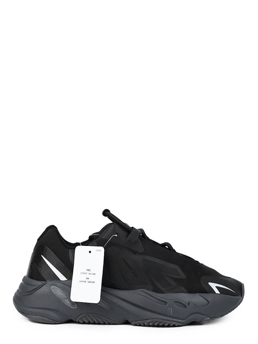 Yeezy Boost 700 MNVN - Triple Black